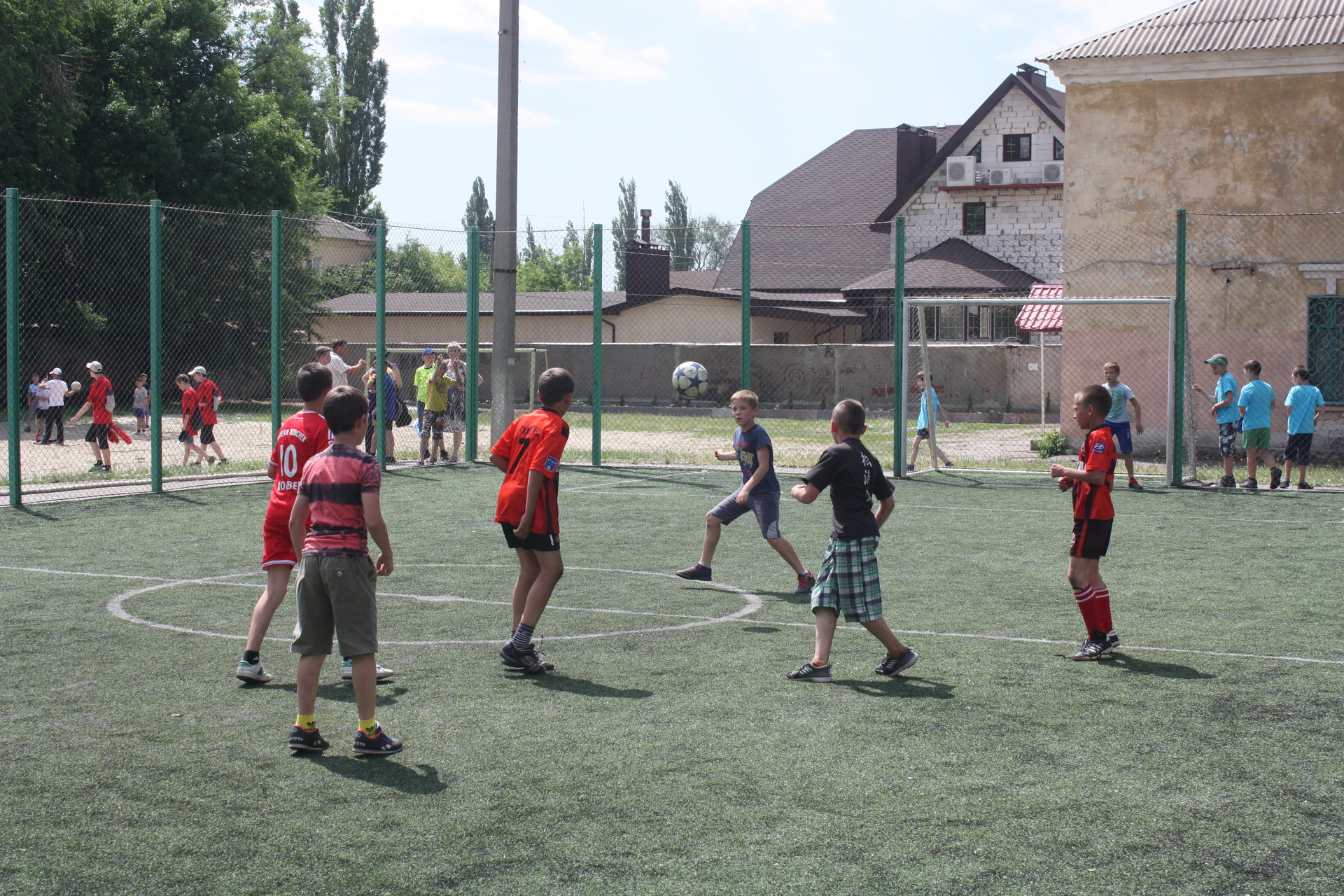 день защиты детей в покрове: спортивные соревнования (фото, видео) - изображение 1 день защиты детей в покрове: спортивные соревнования (фото, видео) - изображение 1