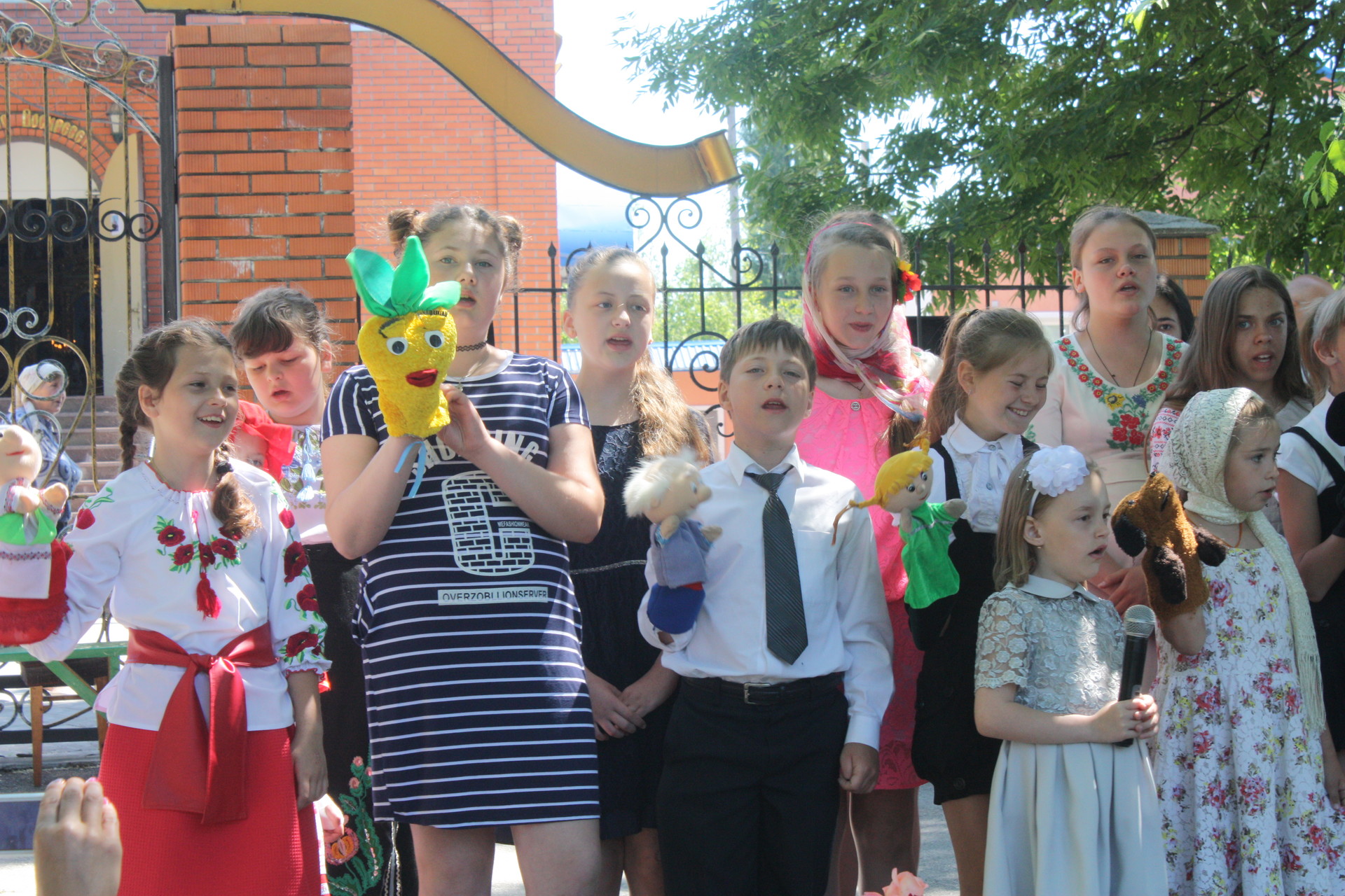 на руднике прошел концерт, посвященный троице (фото, видео) - изображение 2 на руднике прошел концерт, посвященный троице (фото, видео) - изображение 2