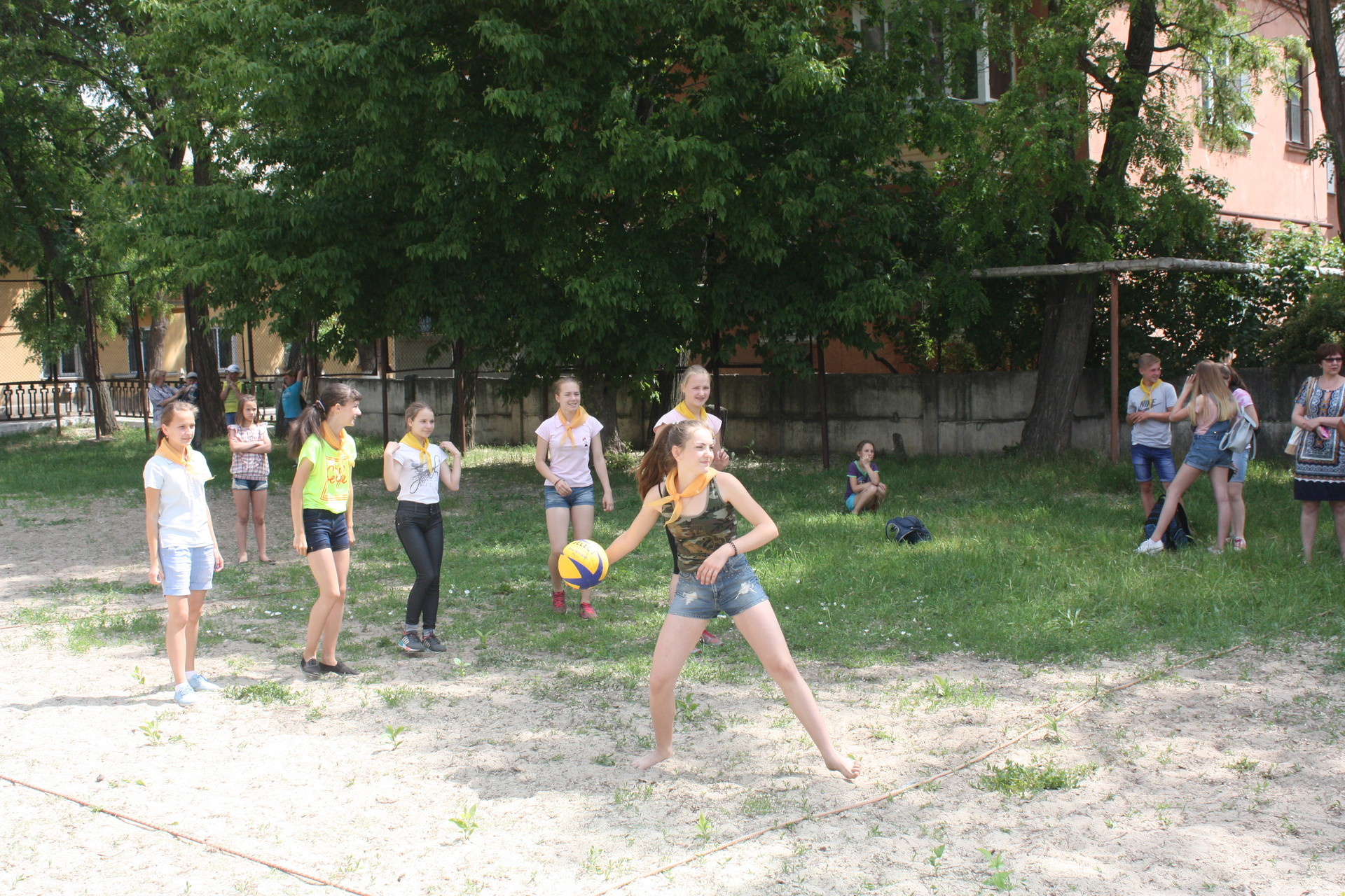 день защиты детей в покрове: спортивные соревнования (фото, видео) - изображение 3 день защиты детей в покрове: спортивные соревнования (фото, видео) - изображение 3