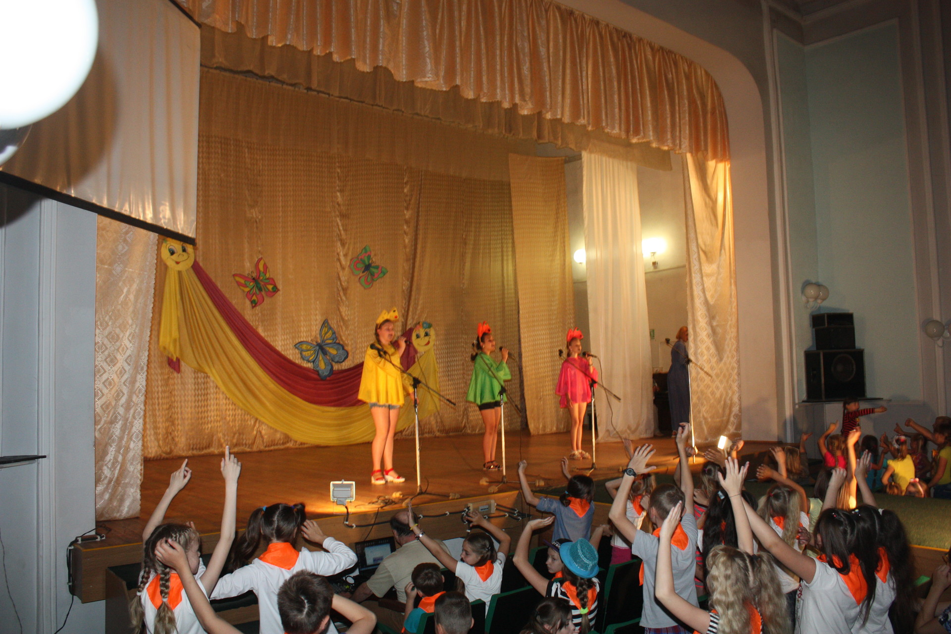 в парке им. б. мозолевского прошел квест, посвященный здоровому образу жизни (фото, видео) - изображение 4 в парке им. б. мозолевского прошел квест, посвященный здоровому образу жизни (фото, видео) - изображение 4