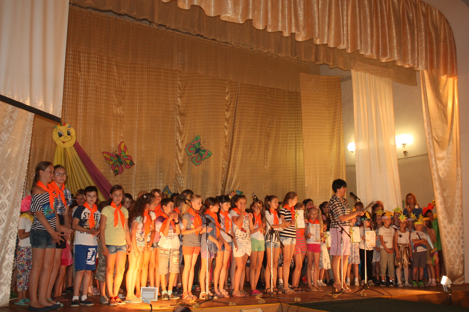 в парке им. б. мозолевского прошел квест, посвященный здоровому образу жизни (фото, видео) - изображение 5 в парке им. б. мозолевского прошел квест, посвященный здоровому образу жизни (фото, видео) - изображение 5