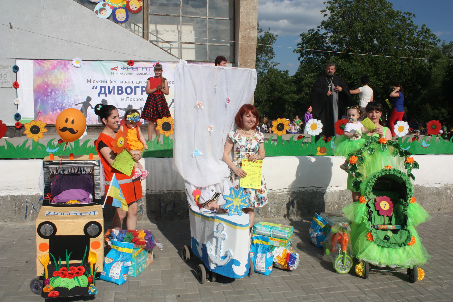 день защиты детей в покрове: парад, концерт и аниматоры (фото, видео) - изображение 1