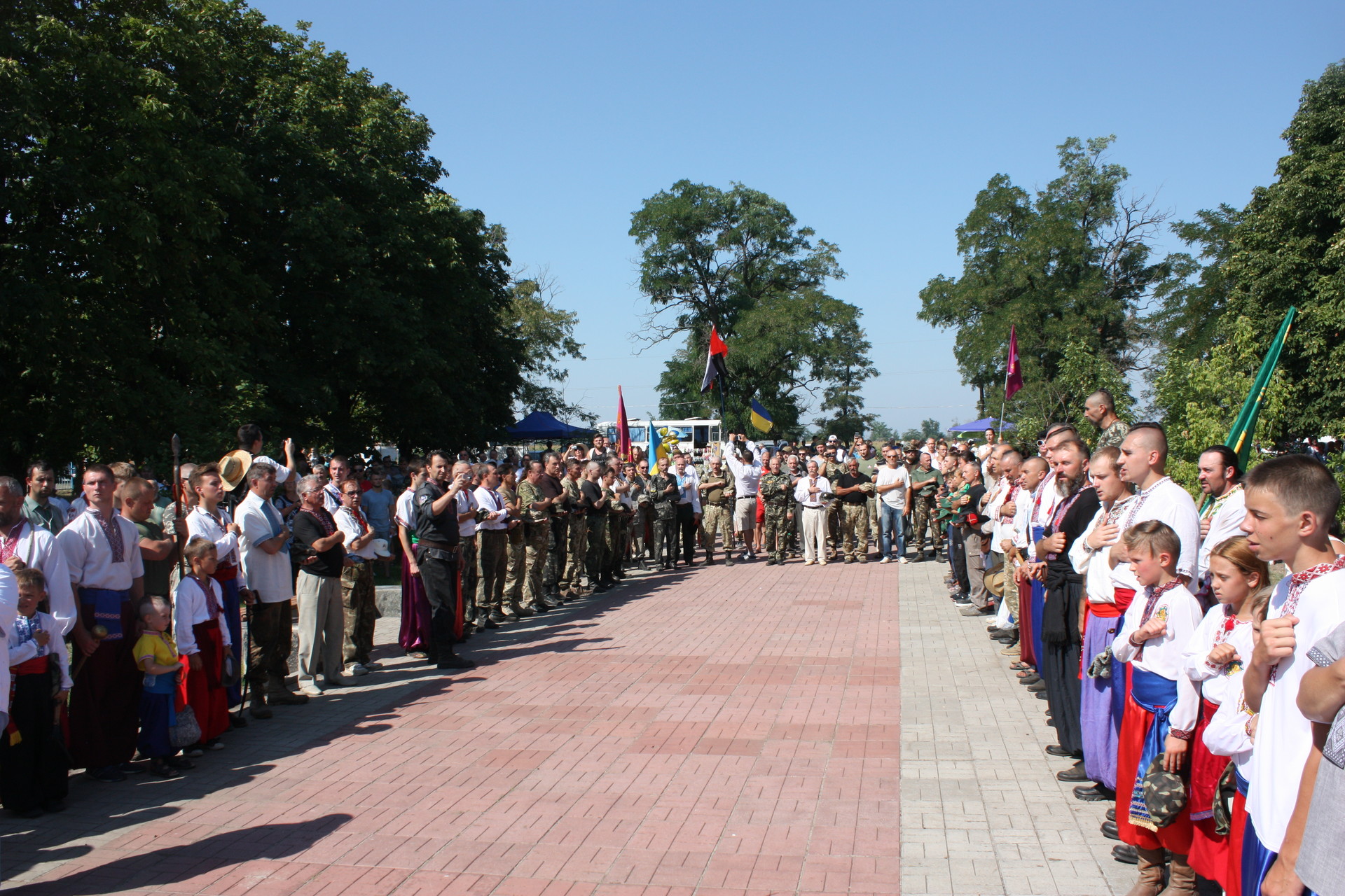 фестиваль народної творчості та реконструкція битви: сучасні козаки вшанували пам’ять івана сірка (фото, відео) - изображение 2