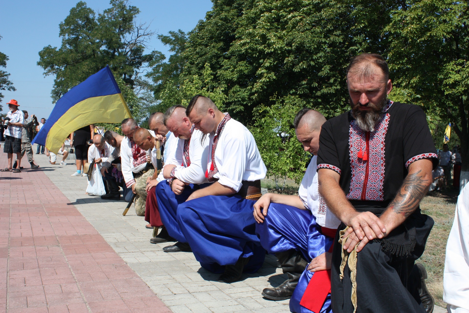 фестиваль народної творчості та реконструкція битви: сучасні козаки вшанували пам’ять івана сірка (фото, відео) - изображение 3