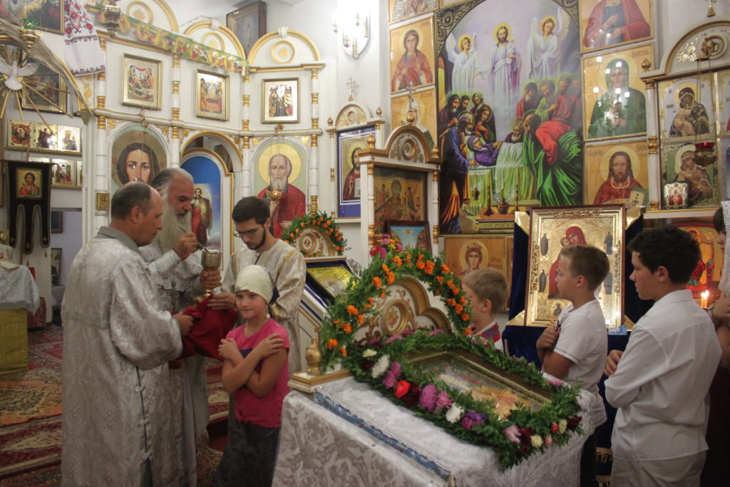 ​празднование преображения господа бога и спаса нашего иисуса христа. божественная литургия и крестный ход - изображение 4