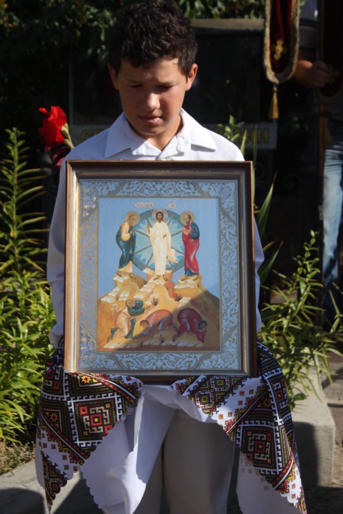 ​празднование преображения господа бога и спаса нашего иисуса христа. божественная литургия и крестный ход - изображение 3