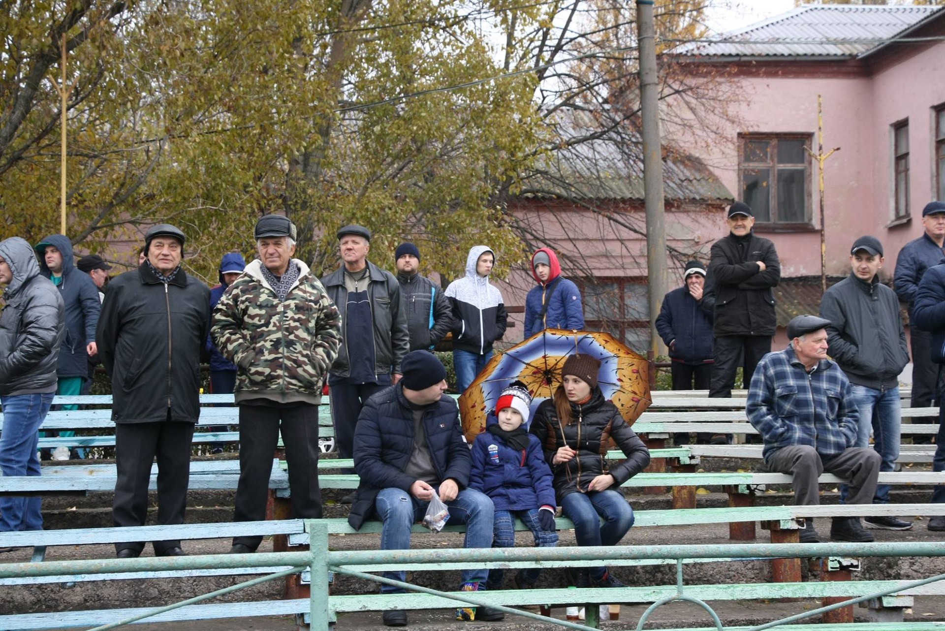день большого футбола - ветераны команды днепр и сборная авангарда (фоторепортаж, добавлено видео) - изображение 4 день большого футбола - ветераны команды днепр и сборная авангарда (фоторепортаж, добавлено видео) - изображение 4