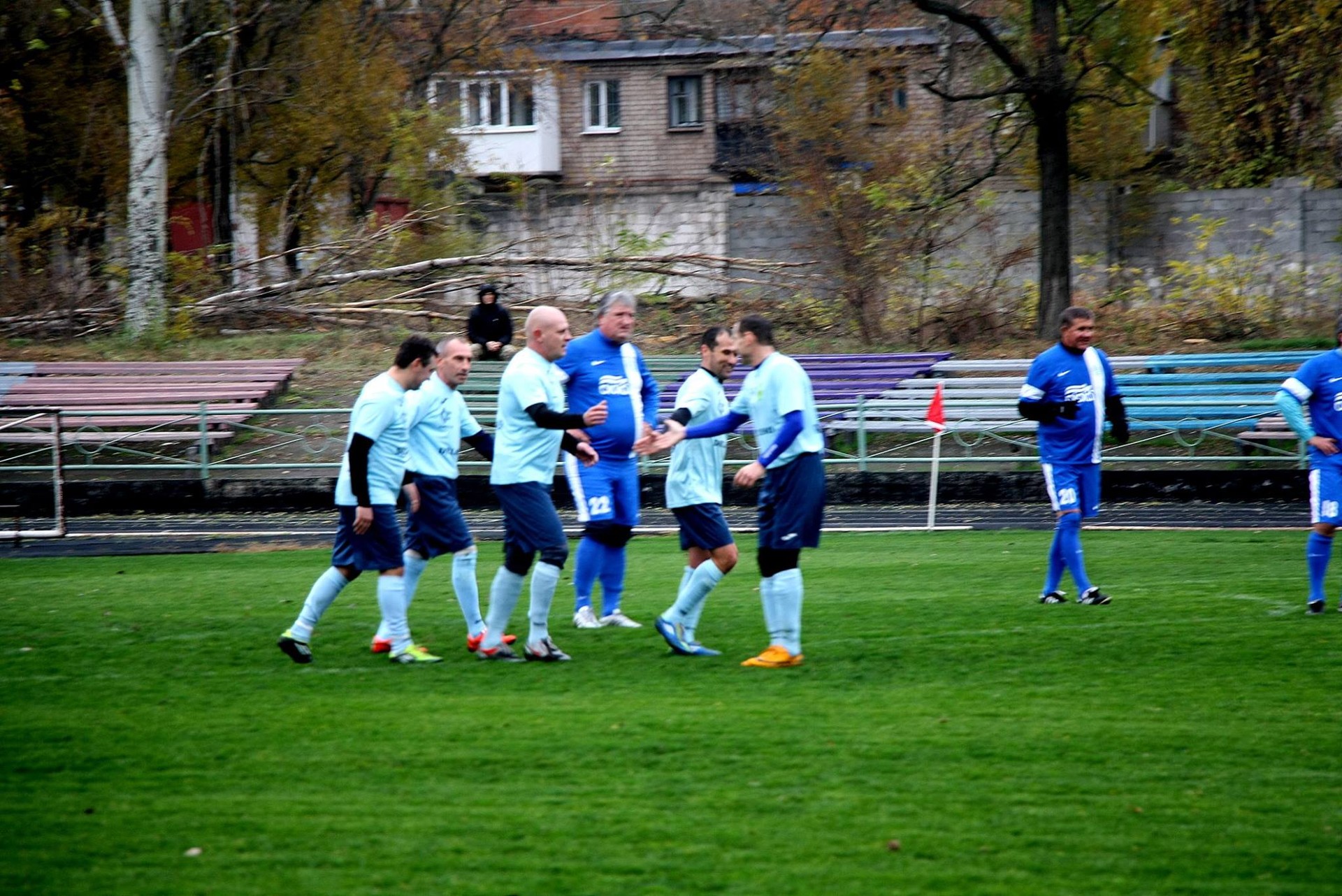 день большого футбола - ветераны команды днепр и сборная авангарда (фоторепортаж, добавлено видео) - изображение 3 день большого футбола - ветераны команды днепр и сборная авангарда (фоторепортаж, добавлено видео) - изображение 3
