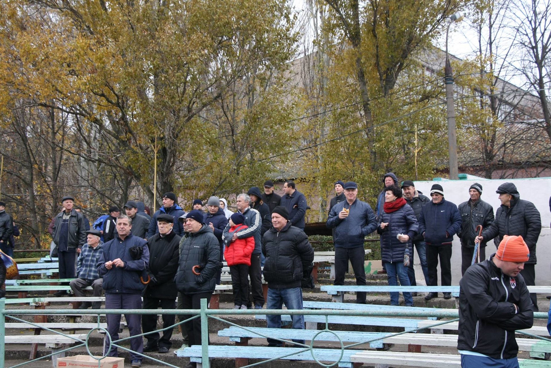 день большого футбола - ветераны команды днепр и сборная авангарда (фоторепортаж, добавлено видео) - изображение 1 день большого футбола - ветераны команды днепр и сборная авангарда (фоторепортаж, добавлено видео) - изображение 1