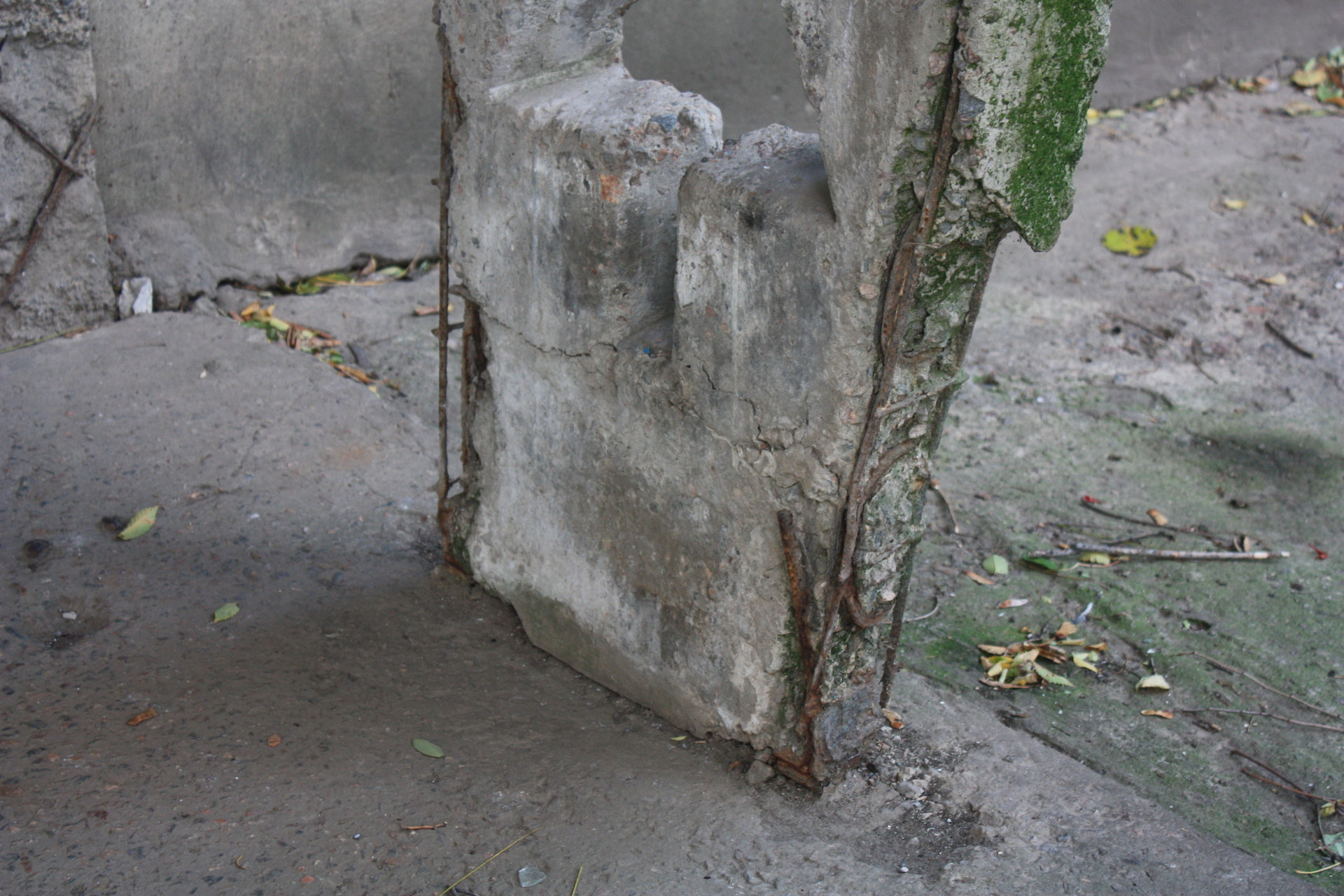 потенциальные «убийцы», или начнут ли падать на головы покровчан козырьки подъездов? - изображение 8