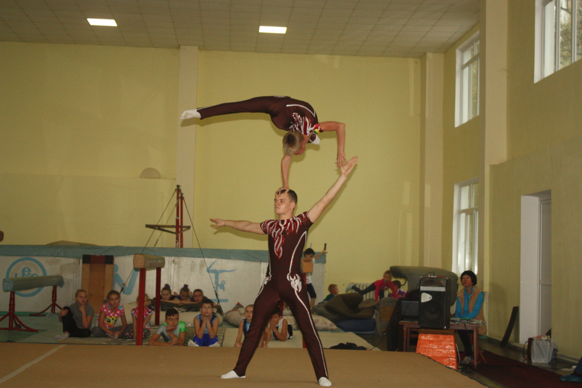 спортивные акробаты покрова – снова среди лучших (добавлено видео) - изображение 1 спортивные акробаты покрова – снова среди лучших (добавлено видео) - изображение 1