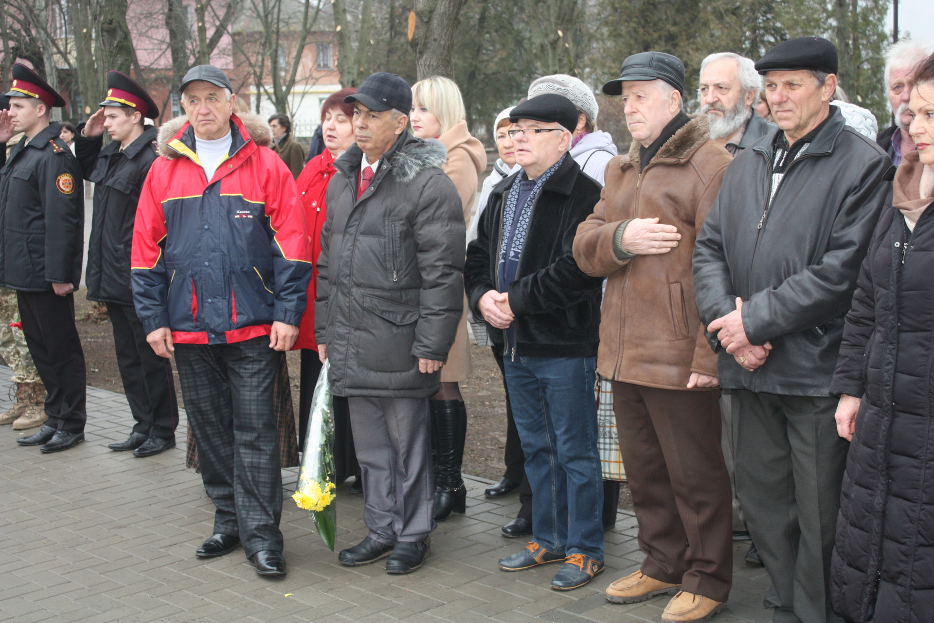 в покрове чествовали ликвидаторов аварии на чаэс (добавлено видео) - изображение 2 в покрове чествовали ликвидаторов аварии на чаэс (добавлено видео) - изображение 2