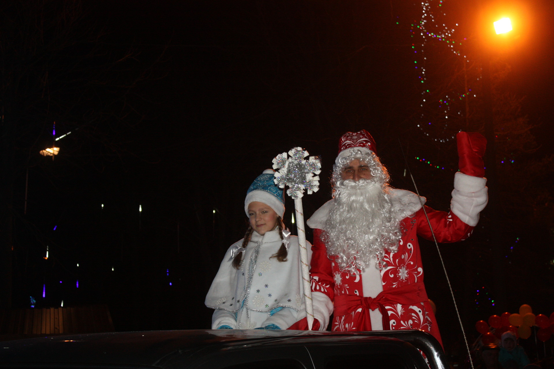 в покрове открыли главную елку города! (фото, видео) - изображение 1 в покрове открыли главную елку города! (фото, видео) - изображение 1