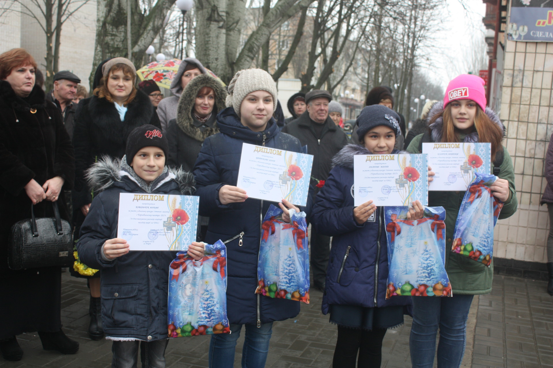 в покрове чествовали ликвидаторов аварии на чаэс (добавлено видео) - изображение 3 в покрове чествовали ликвидаторов аварии на чаэс (добавлено видео) - изображение 3