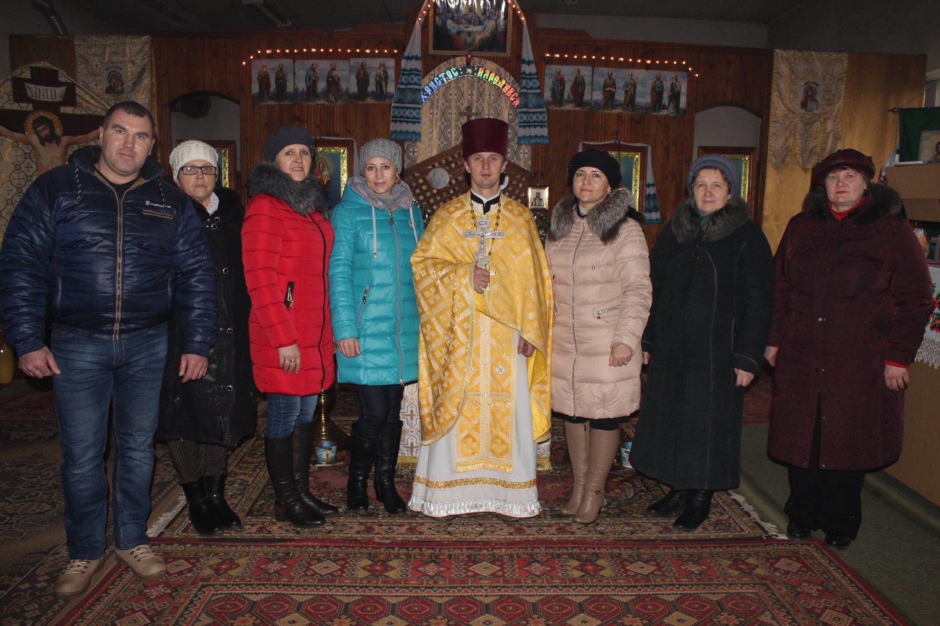 «христос родился! славим его!»: в покрове отметили рождество христово (фото, видео) - изображение 1 «христос родился! славим его!»: в покрове отметили рождество христово (фото, видео) - изображение 1