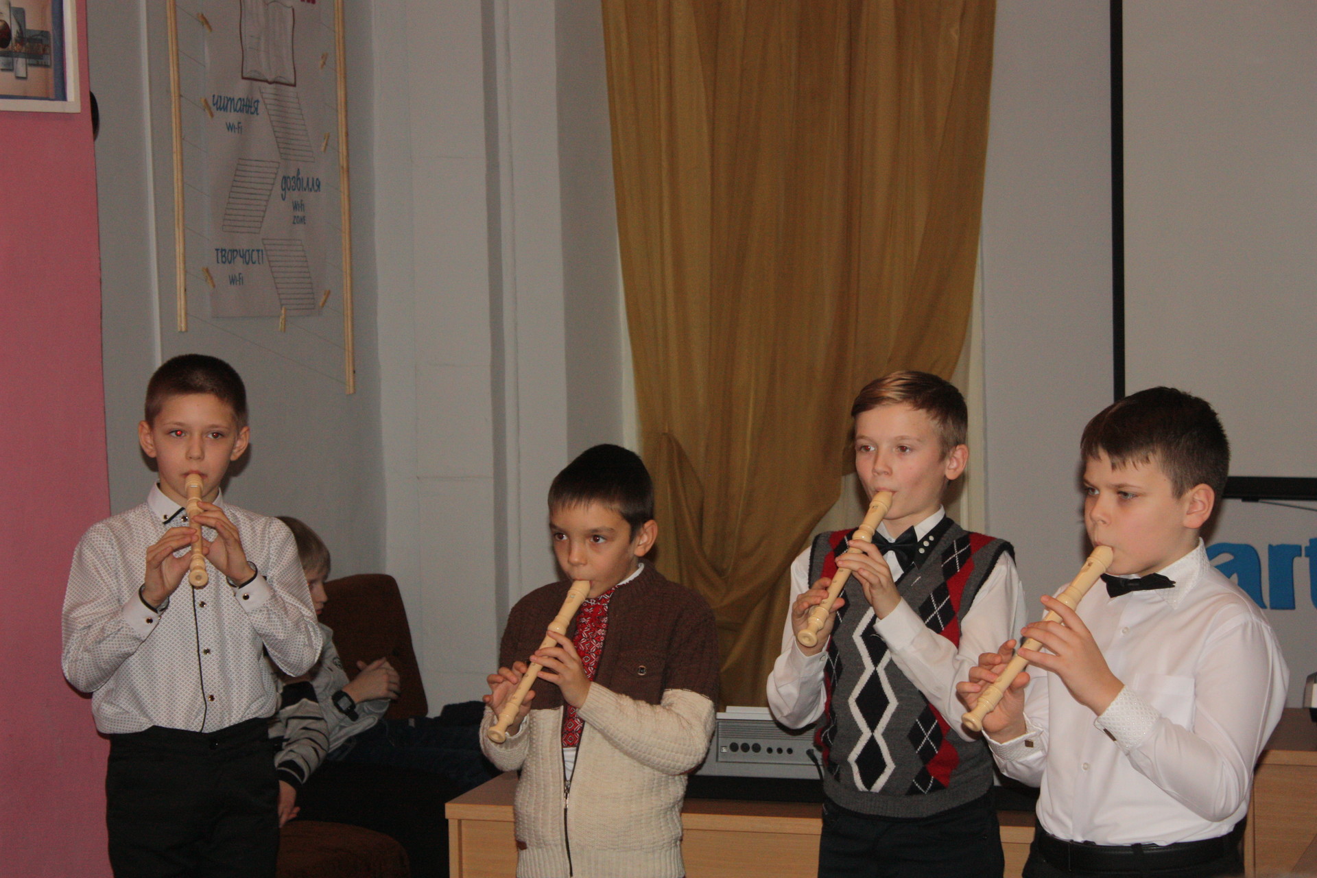 насладились живой музыкой (фото, видео) - изображение 1