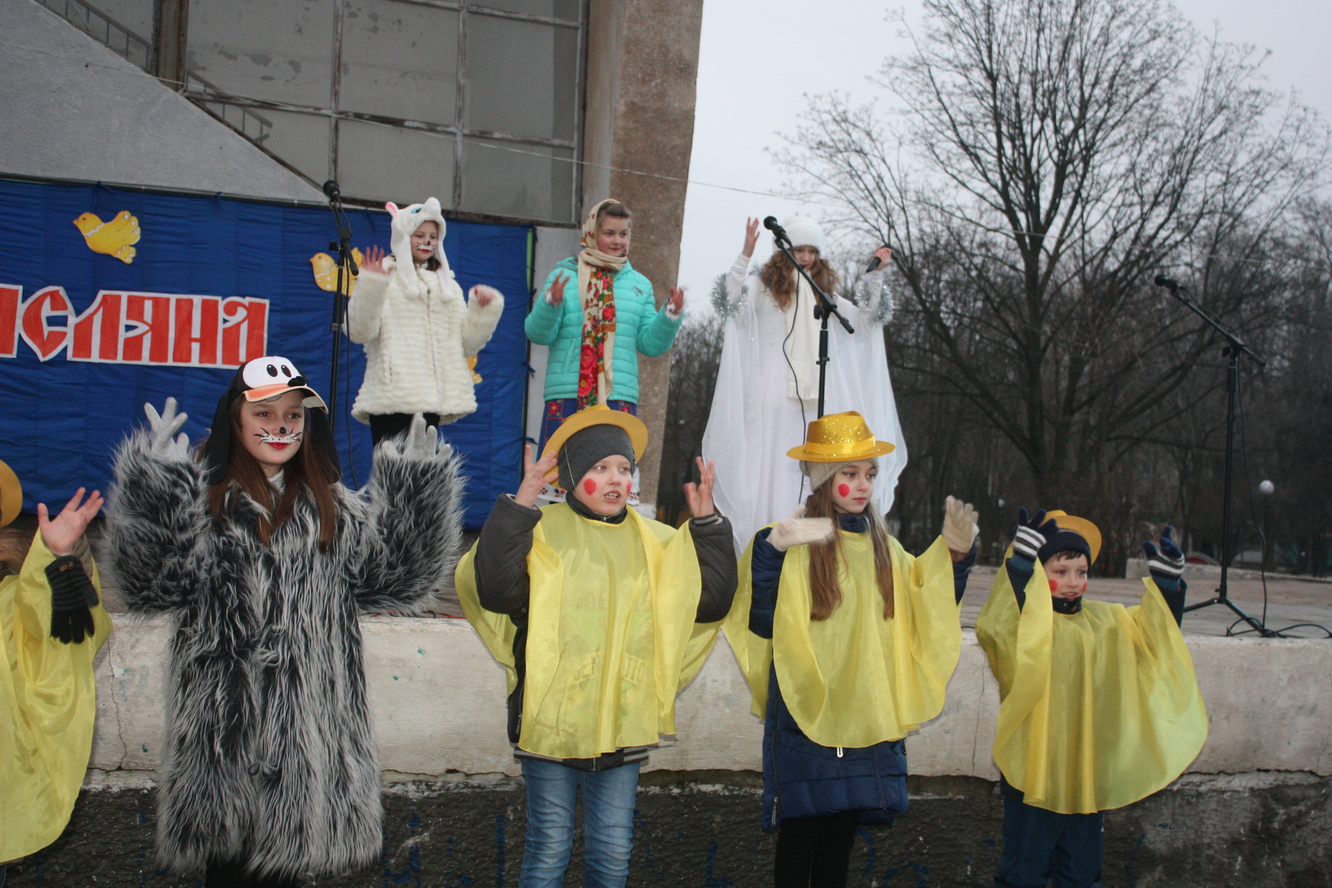 блины, театрализованное действо и народные обряды: покров отметил масленицу (фото, видео) - изображение 2 блины, театрализованное действо и народные обряды: покров отметил масленицу (фото, видео) - изображение 2