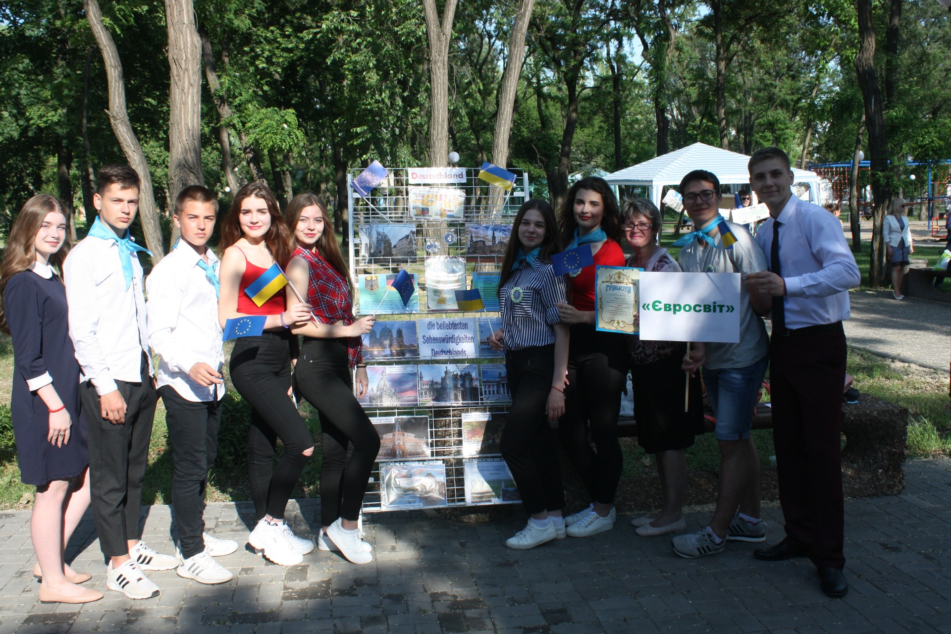 день европы в покрове отметили фестивалем школьных евроклубов (фото, видео) - изображение 1