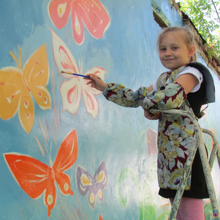 в парке появилась новая картина, созданная юными художниками города - изображение 2 в парке появилась новая картина, созданная юными художниками города - изображение 2