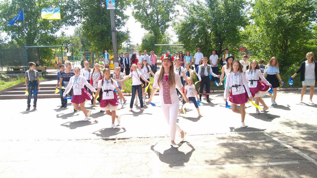 «еврофест» в токовском: как соседи отмечали день европы (фото, видео) - изображение 3 «еврофест» в токовском: как соседи отмечали день европы (фото, видео) - изображение 3