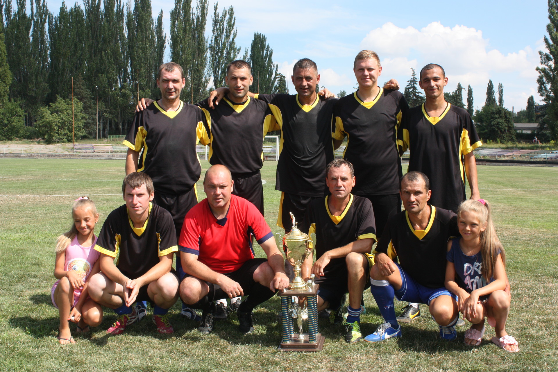 футбол: кубок добрынина обрел нового владельца (фото, видео) - изображение 3 футбол: кубок добрынина обрел нового владельца (фото, видео) - изображение 3