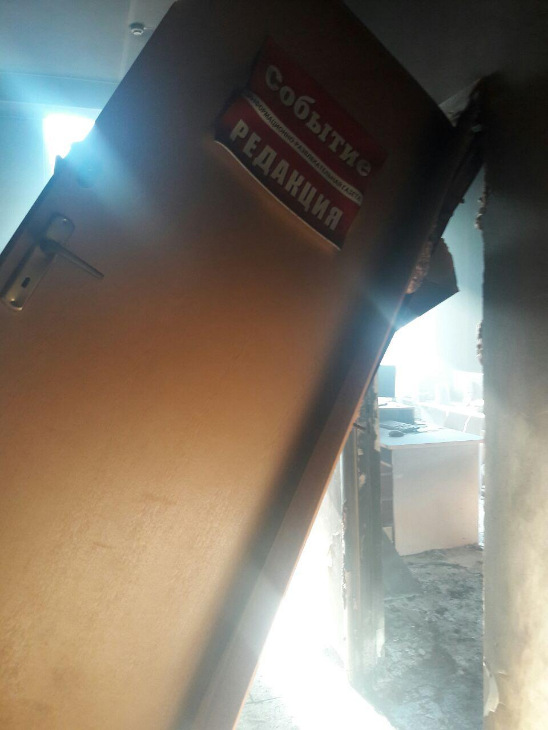 выжигать свободу слова огнем? в каменском подожгли редакцию местной газеты - изображение 4