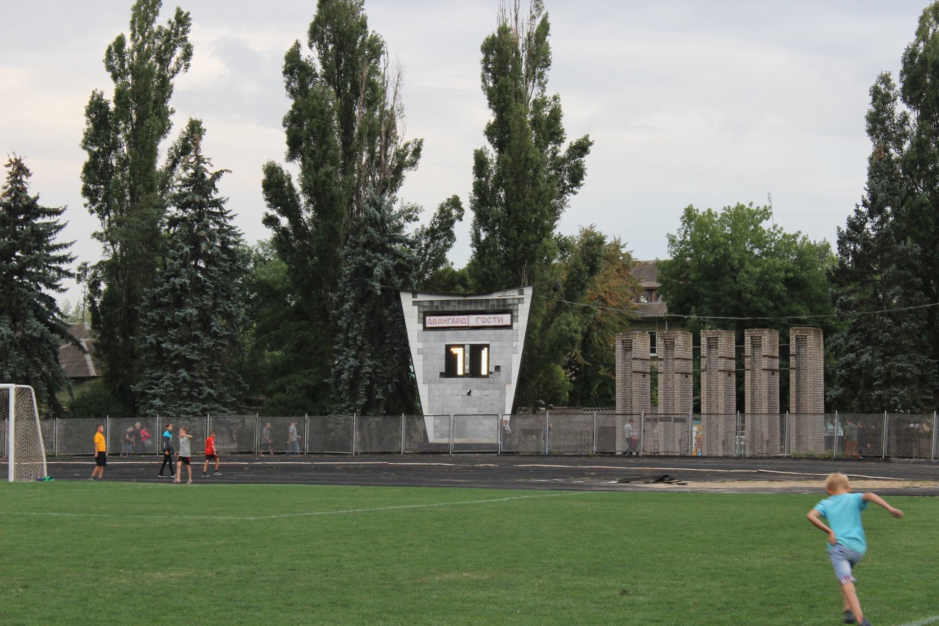 футбол: волевая и крупная победа авангарда! - изображение 2 футбол: волевая и крупная победа авангарда! - изображение 2