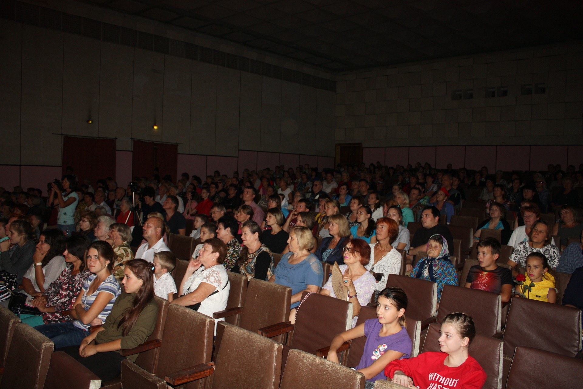 «поцелуй меня удача!» - театрализованный вечер от народного театра «премьера» (фото, видео) - изображение 1 «поцелуй меня удача!» - театрализованный вечер от народного театра «премьера» (фото, видео) - изображение 1