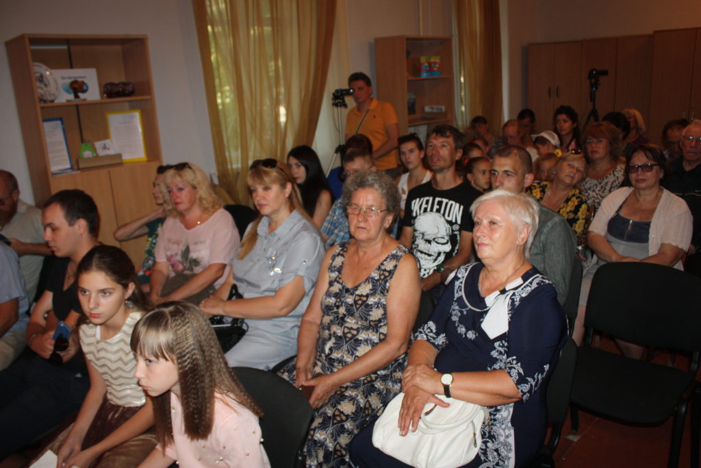 три десятилетия поэзии: прошла презентация книги нашего земляка (фото, видео) - изображение 1 три десятилетия поэзии: прошла презентация книги нашего земляка (фото, видео) - изображение 1