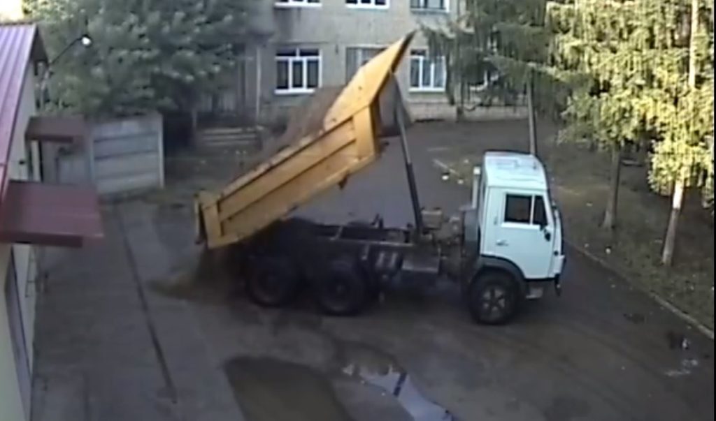 хроники бандитского беспредела: руководители «покровводоканала» начали мстить? (видео) - изображение 4 хроники бандитского беспредела: руководители «покровводоканала» начали мстить? (видео) - изображение 4