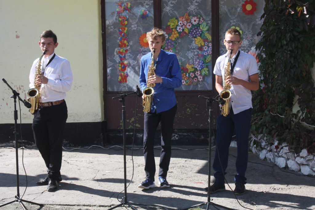 «в семейном кругу»: перевизские хутора отметили день поселка (фото, видео) - изображение 2 «в семейном кругу»: перевизские хутора отметили день поселка (фото, видео) - изображение 2