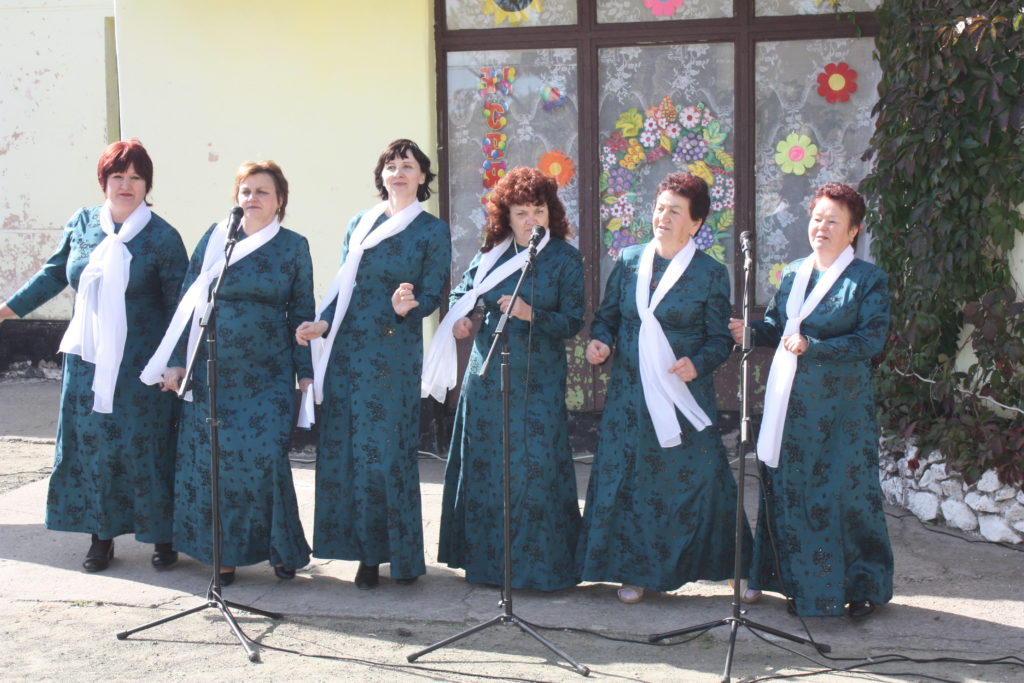 «в семейном кругу»: перевизские хутора отметили день поселка (фото, видео) - изображение 3 «в семейном кругу»: перевизские хутора отметили день поселка (фото, видео) - изображение 3