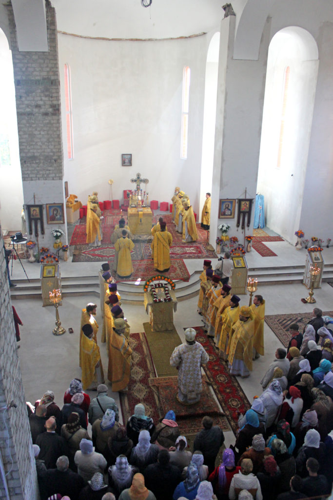 храм иоанна богослова отметил престольный праздник (фото, видео) - изображение 3 храм иоанна богослова отметил престольный праздник (фото, видео) - изображение 3