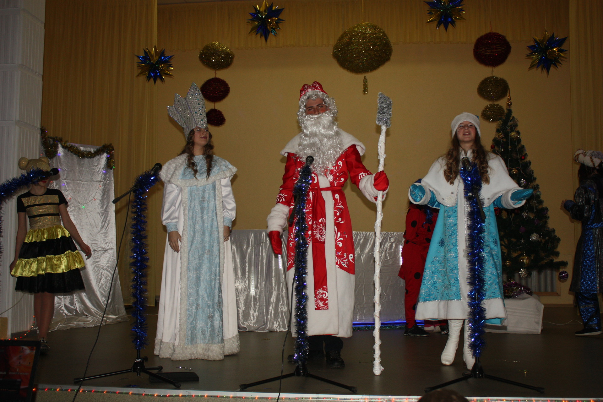 новогодняя сказка от театрального коллектива «сюрприз» (фото, видео) - изображение 3 новогодняя сказка от театрального коллектива «сюрприз» (фото, видео) - изображение 3
