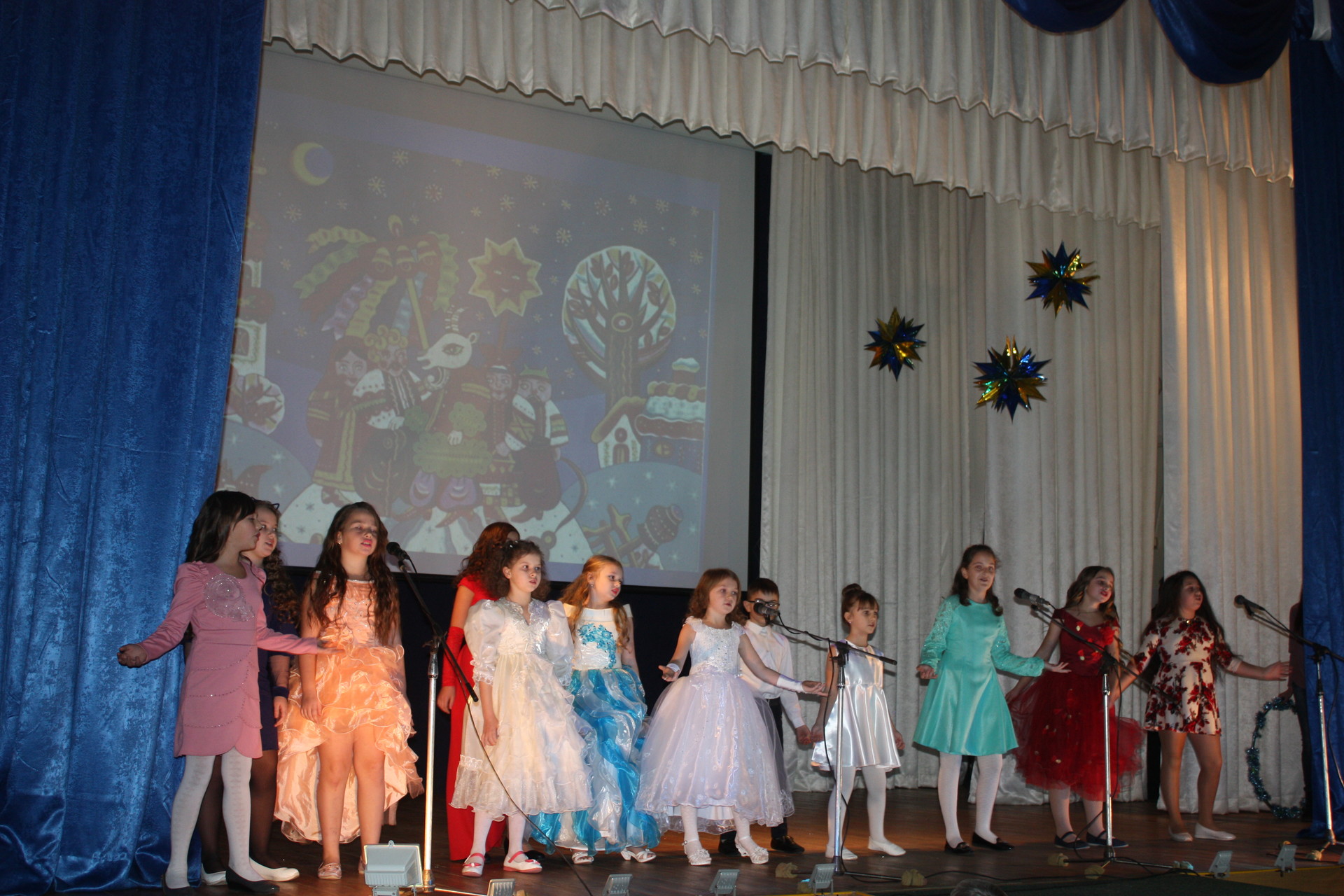 «різдвяні зустрічі»: у будинку творчості пройшов звітний концерт (фото, відео) - изображение 1 «різдвяні зустрічі»: у будинку творчості пройшов звітний концерт (фото, відео) - изображение 1