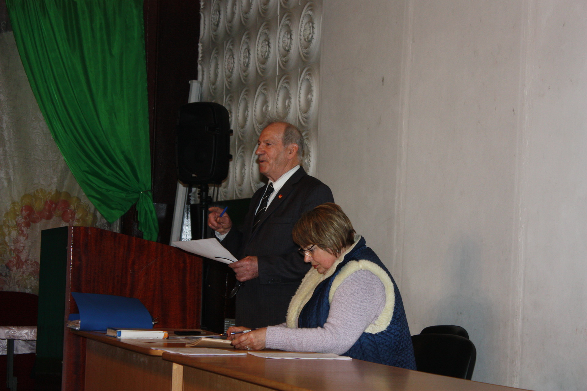 місцеве самоврядування у сусідів: як проходять сесії у грушівській отг (відео) - изображение 2 місцеве самоврядування у сусідів: як проходять сесії у грушівській отг (відео) - изображение 2