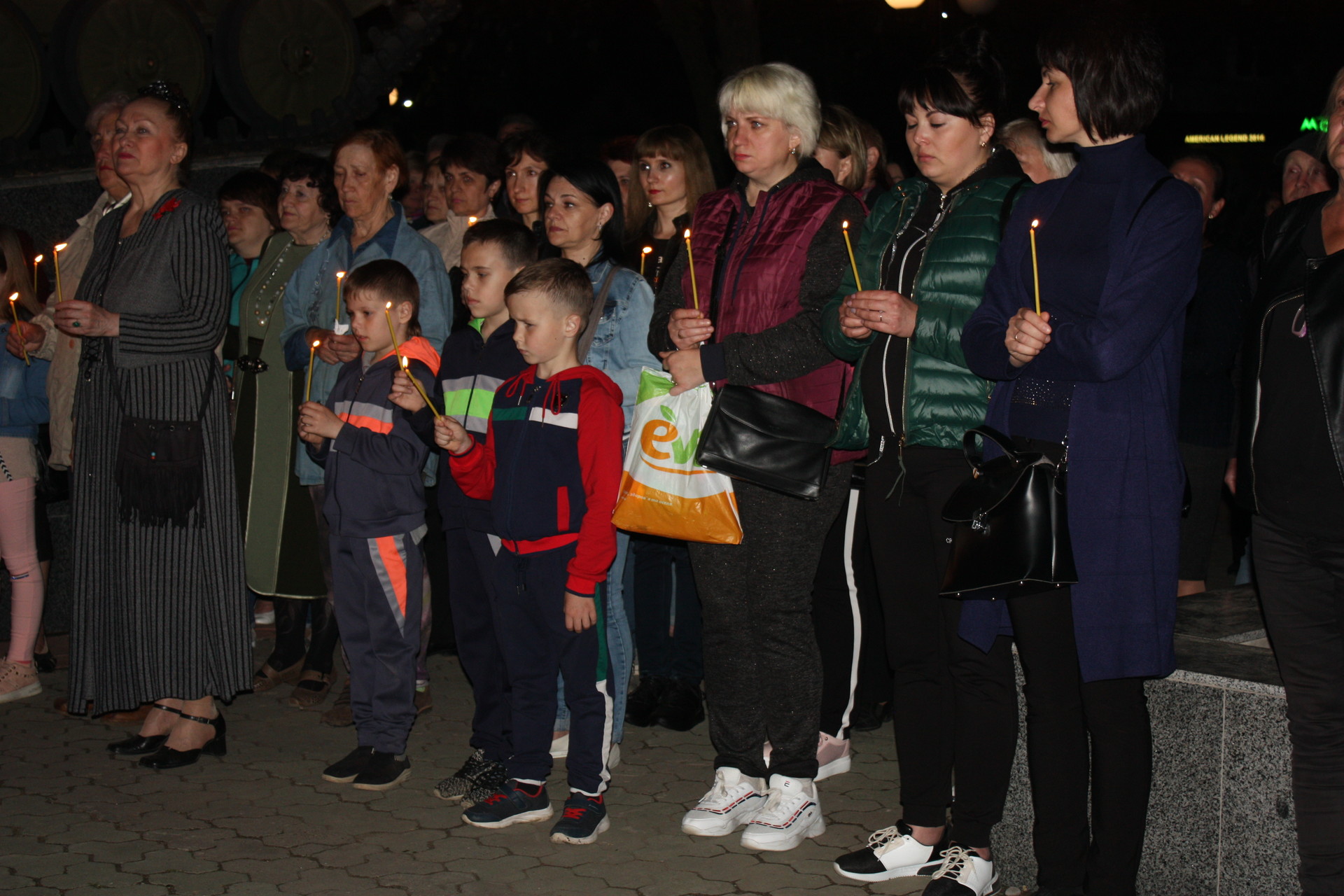 зажгли свечи памяти (фото, видео) - изображение 2