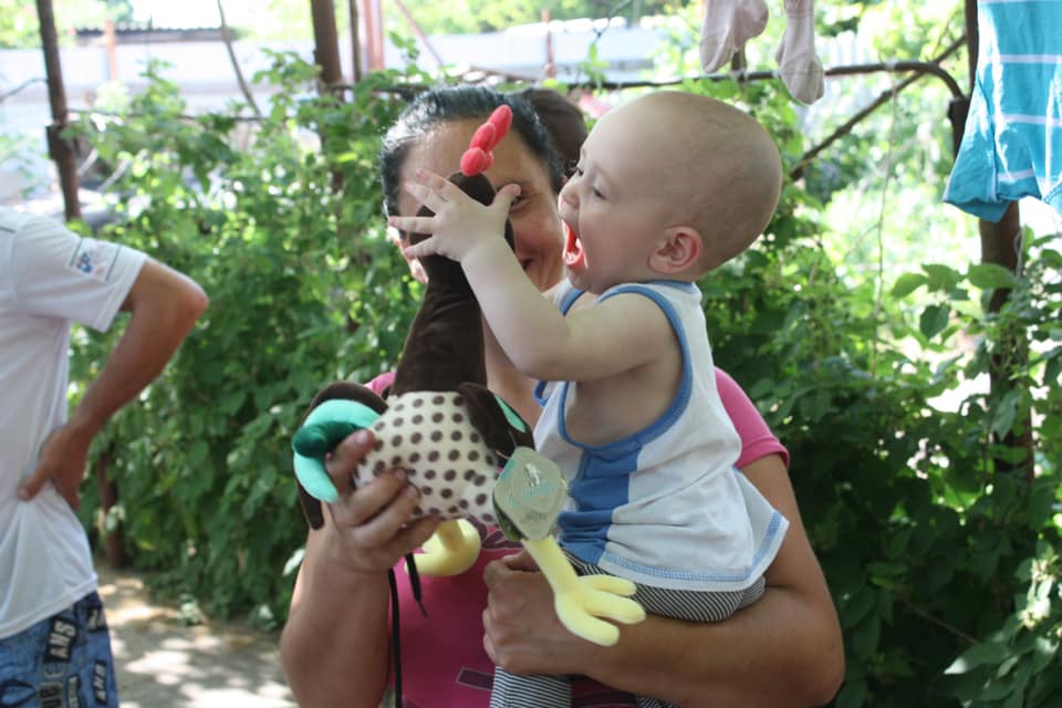 представники во «батьківщина» привітали багатодітну родину з днем захисту дітей - изображение 4 представники во «батьківщина» привітали багатодітну родину з днем захисту дітей - изображение 4