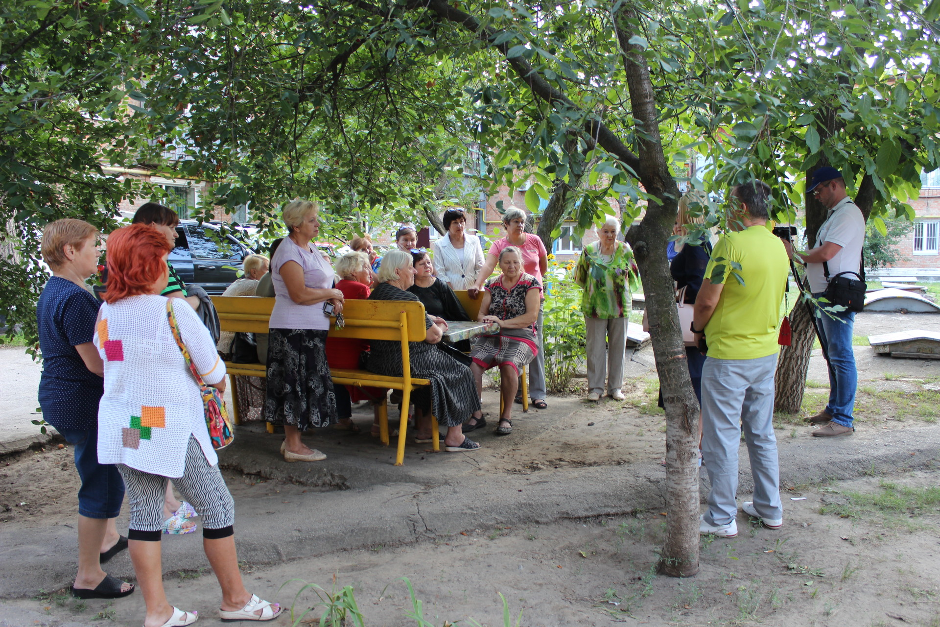 олександра сотула провела зустрічі з мешканцями нікополя (відео) - изображение 5 олександра сотула провела зустрічі з мешканцями нікополя (відео) - изображение 5
