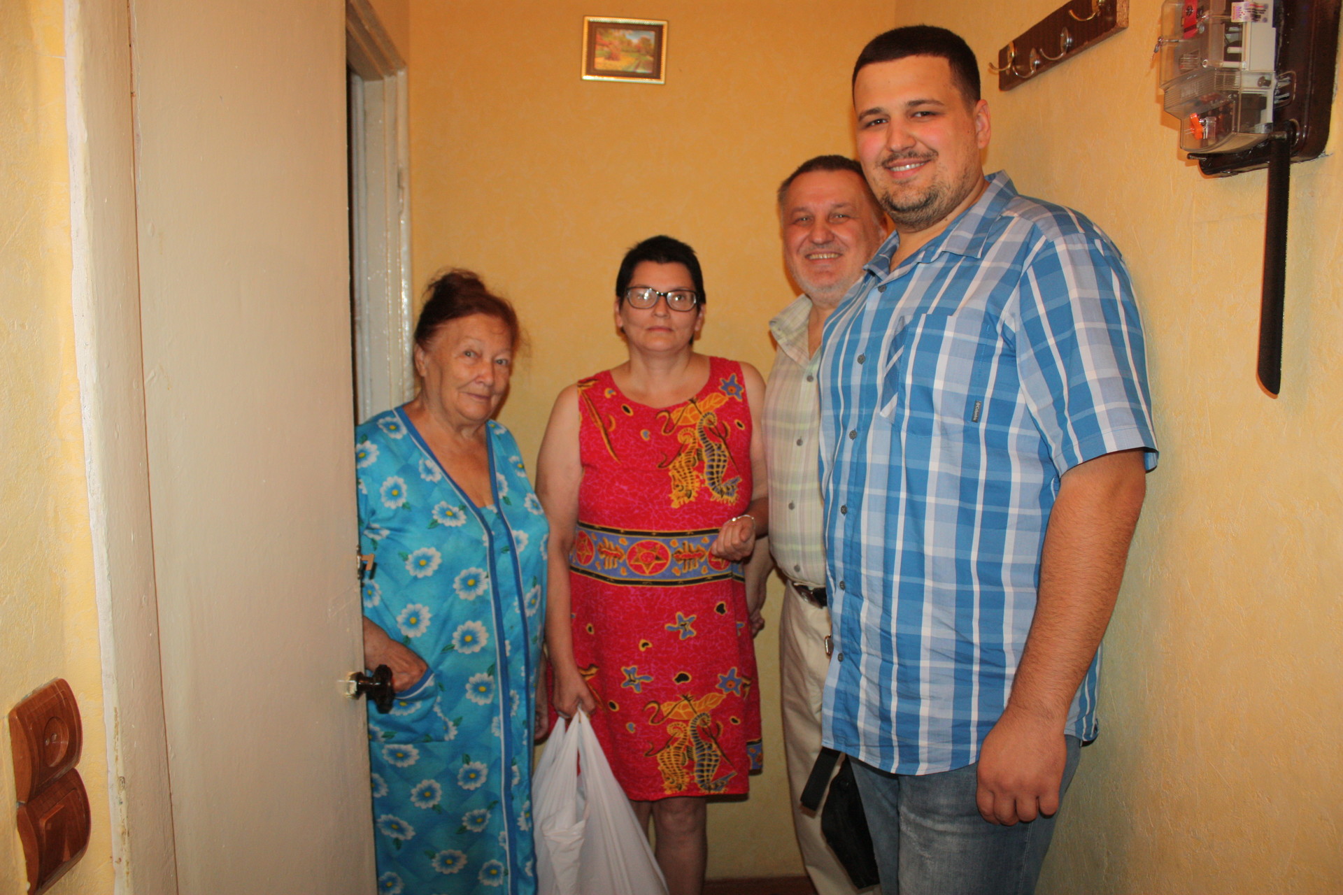 в покрові «батьківщина» привітала людей з інвалідністю з наступаючим днем незалежності - изображение 3 в покрові «батьківщина» привітала людей з інвалідністю з наступаючим днем незалежності - изображение 3