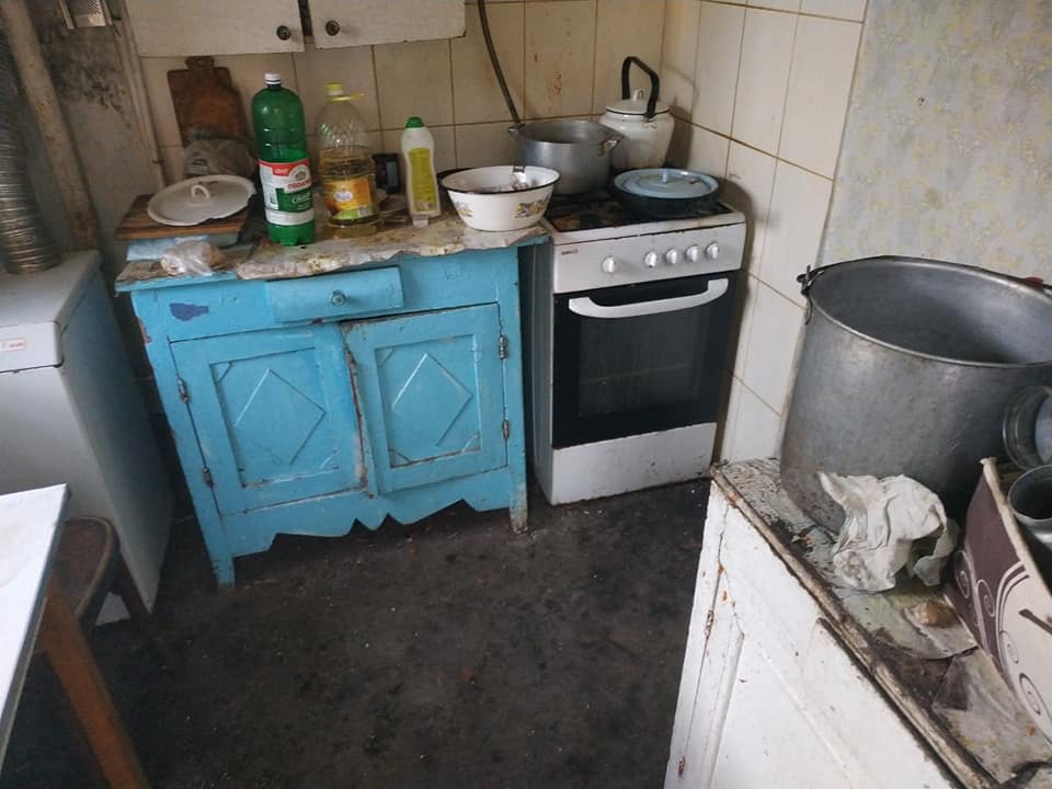 поліція покрова затримала жінку, яка ножем вдарила власного сина - изображение 1 поліція покрова затримала жінку, яка ножем вдарила власного сина - изображение 1