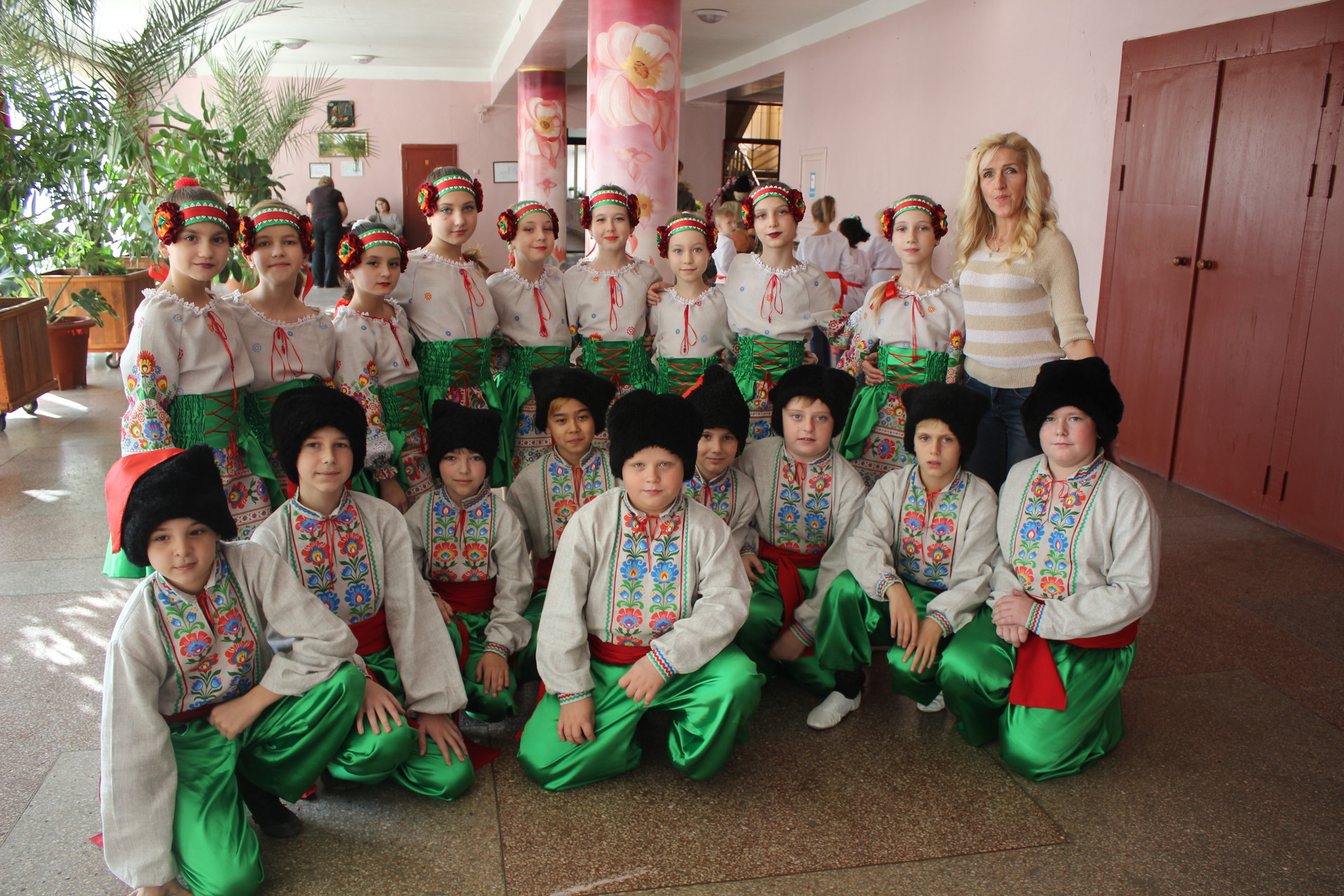 день працівника сільського господарства в апостоловому відзначили святковим концертом (фото, відео) - изображение 5