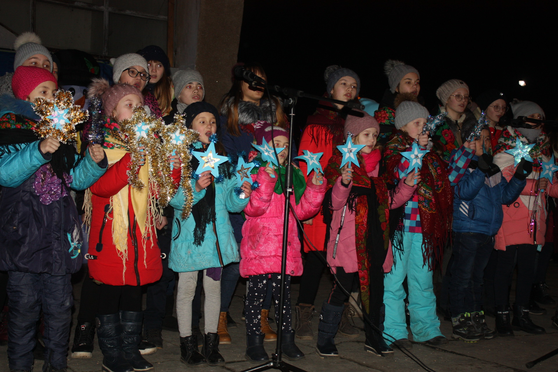 водили «козу», пели и танцевали: покров отметил старый новый год (фото, видео) - изображение 3