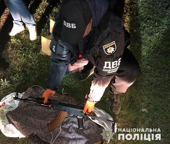 на дніпропетровщині правоохоронці затримали групу торгівців зброєю - изображение 3