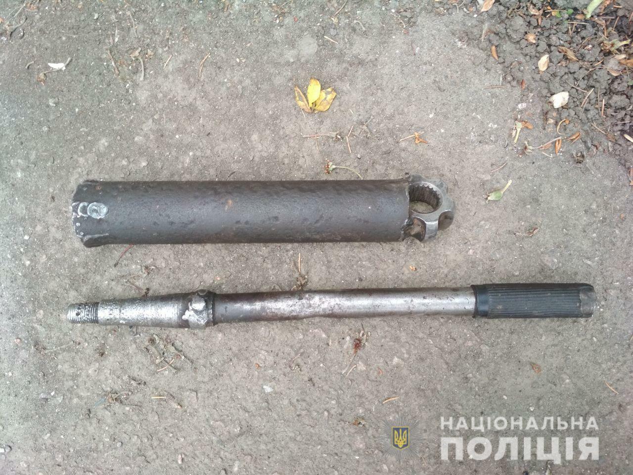 поліцейські затримали крадіїв, які пошкодили залізничну колію між станціями апостолове та дубки - зображення 1 поліцейські затримали крадіїв, які пошкодили залізничну колію між станціями апостолове та дубки - зображення 1