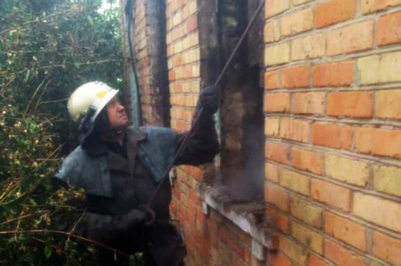 у покрові горів приватний будинок - зображення 1