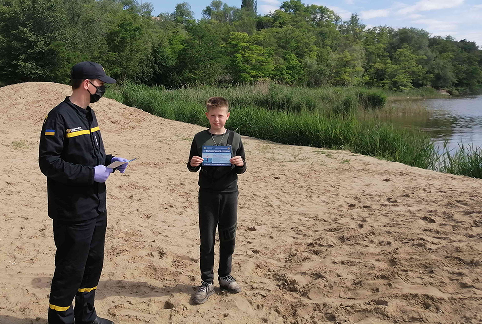 м. покров: співробітники дснс провели профілактичну роботу щодо недопущення нещасних випадків на воді - зображення 2