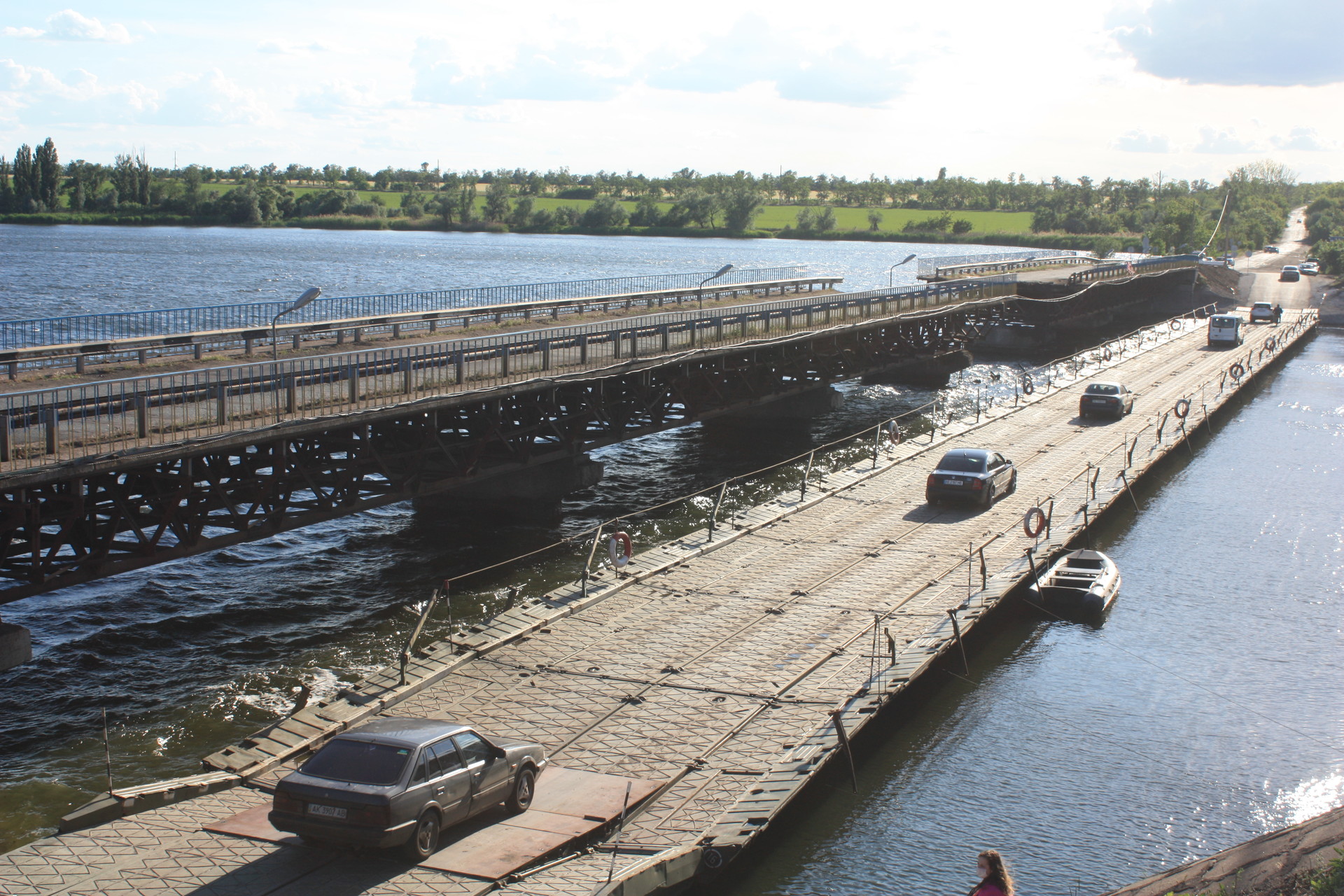 проверено на себе: испытали понтонную переправу возле алексеевки (видео) - изображение 6