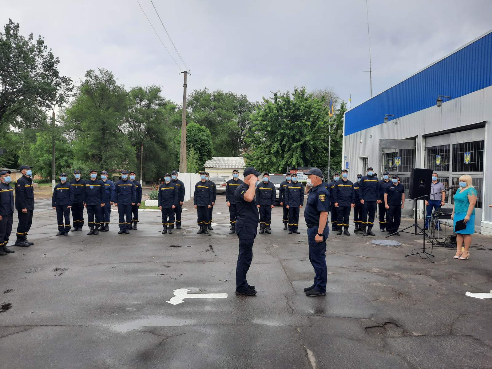 рятувальників покрова нагородили за участь у ліквідації пожежі у чорнобильській зоні - зображення 1 рятувальників покрова нагородили за участь у ліквідації пожежі у чорнобильській зоні - зображення 1