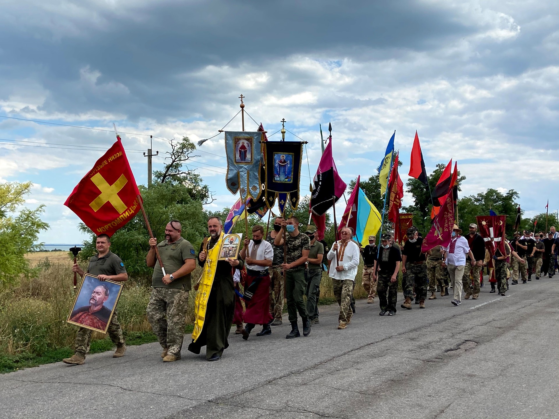 козаки зі всієї україни вшанували пам’ять івана сірка (фото, відео) - зображення 1 козаки зі всієї україни вшанували пам’ять івана сірка (фото, відео) - зображення 1